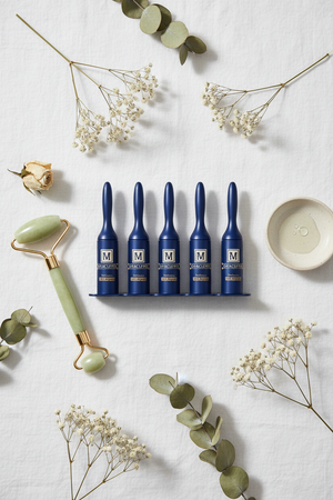 Miracletox TOX Ampoule — Botanical Flat Lay