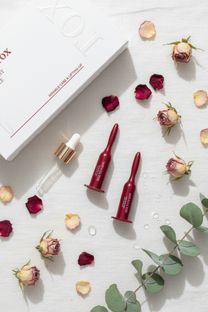 Miracletox Turnover Unit — Botanical Flat Lay
